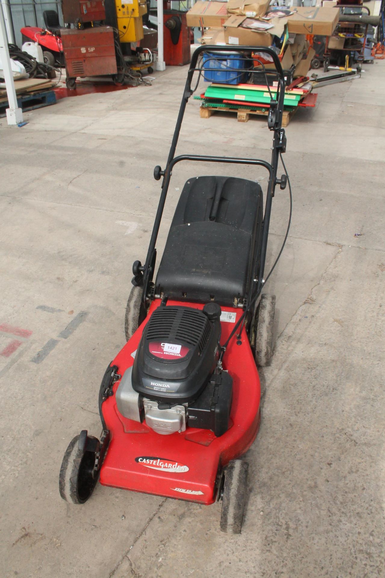 CASTLEGARDEN 21" S/P HONDA LAWN MOWER NO VAT