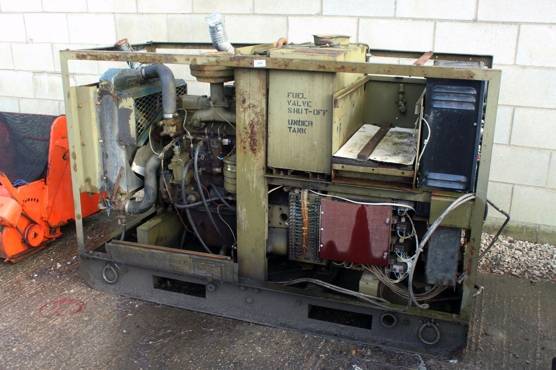 MILITARY GENERATOR UNTESTED + VAT