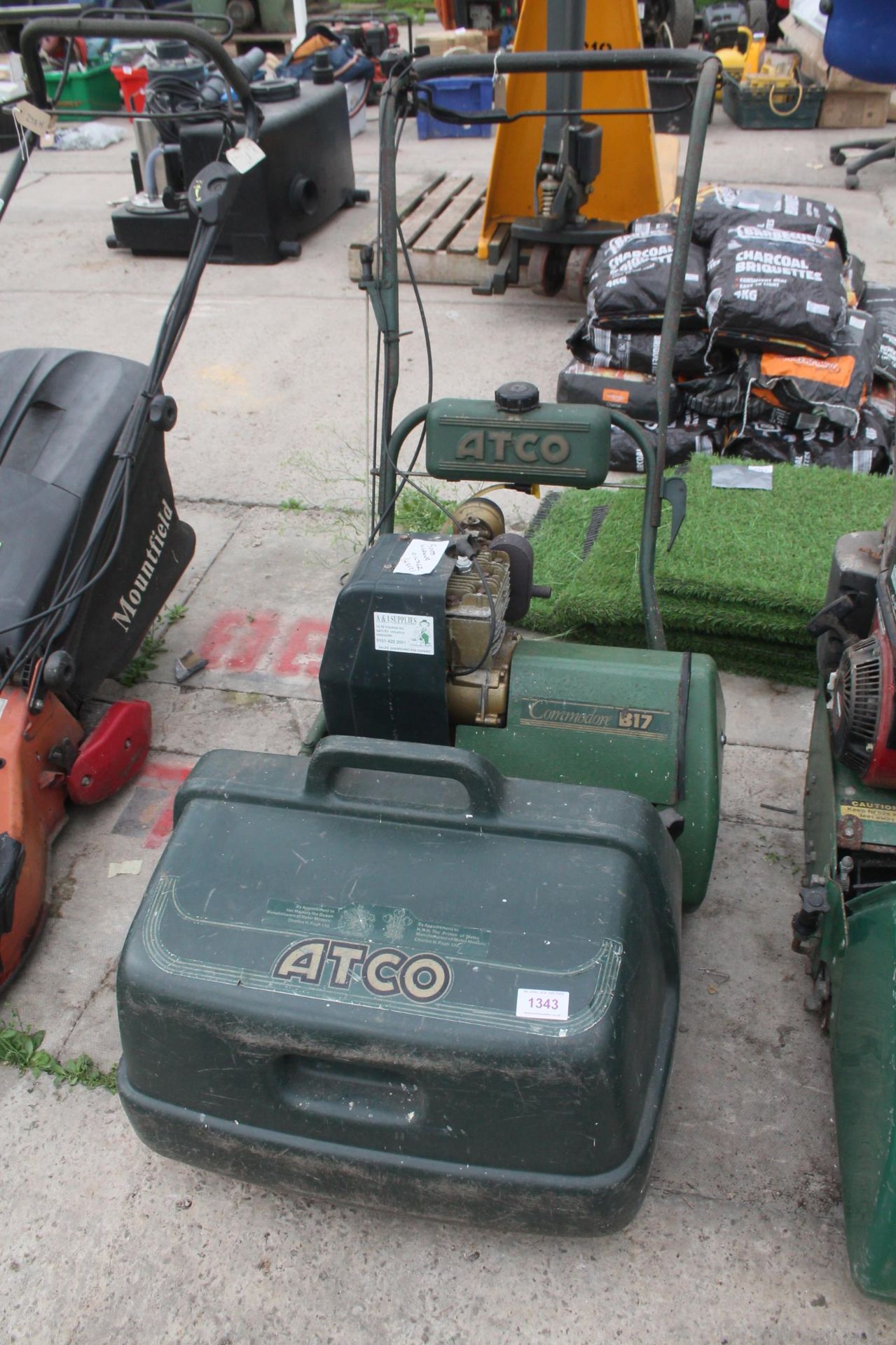 ATCO COMMODORE B17 MOWER IN GOOD WORKING ORDER NO VAT