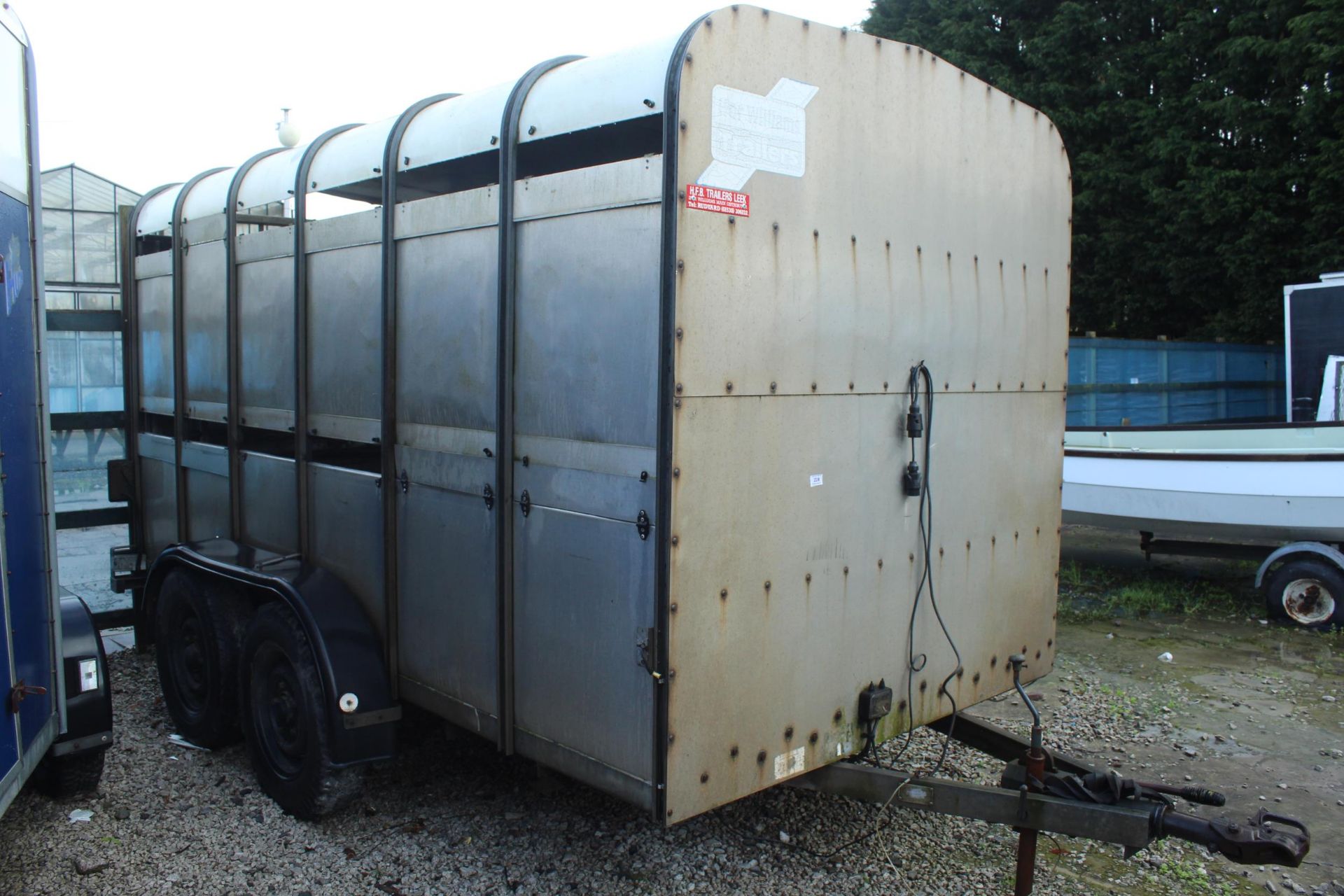 IFOR WILLIAMS TA510 LIVESTOCK TRAILER TWIN AXLE + VAT - Image 2 of 2