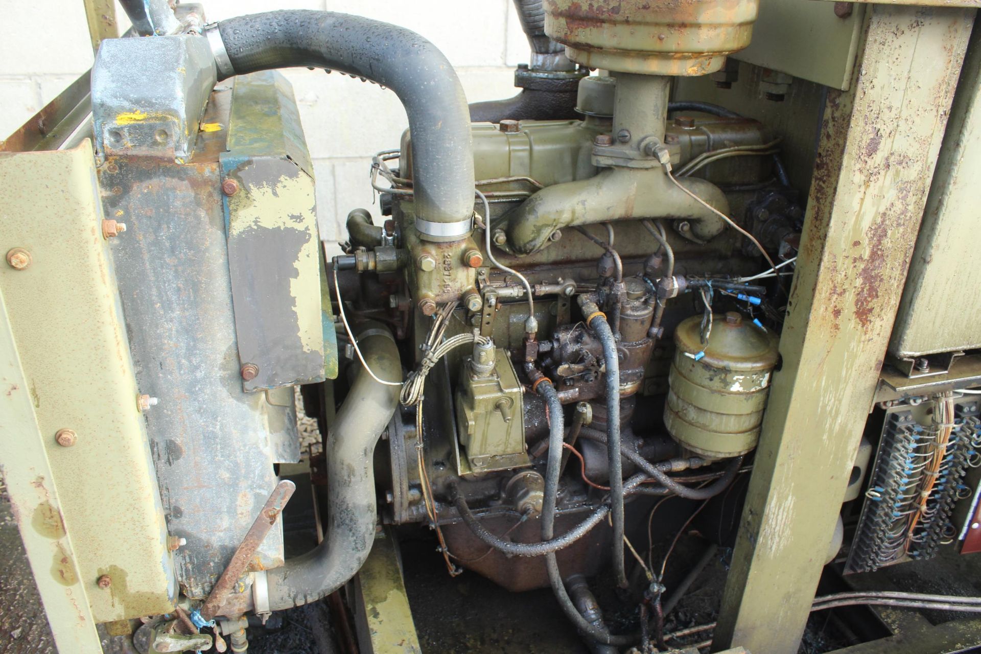 MILITARY GENERATOR UNTESTED + VAT - Bild 4 aus 7