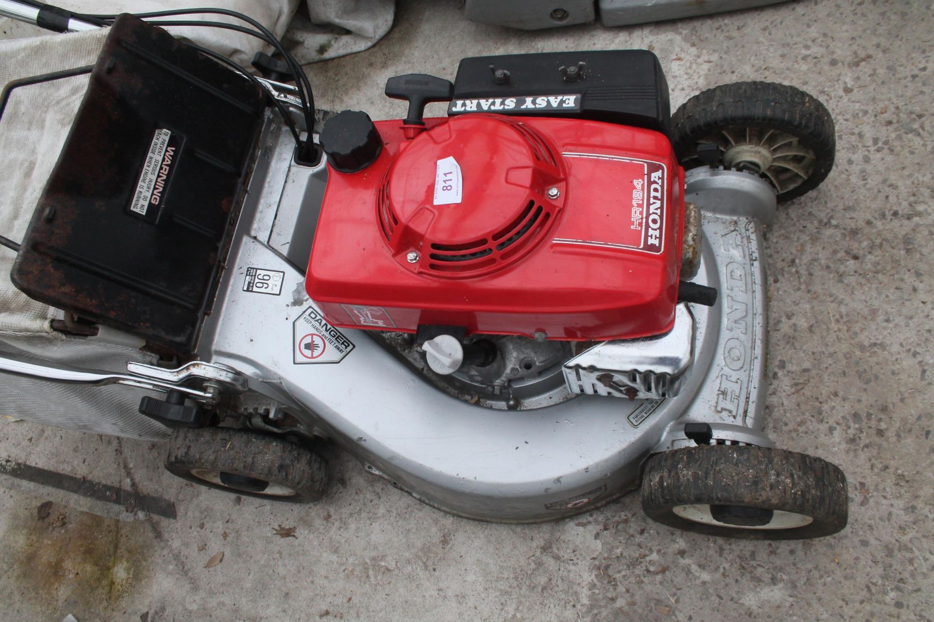 HONDA HR 194 EASY START LAWN MOWER - PLUS VAT - Image 2 of 2