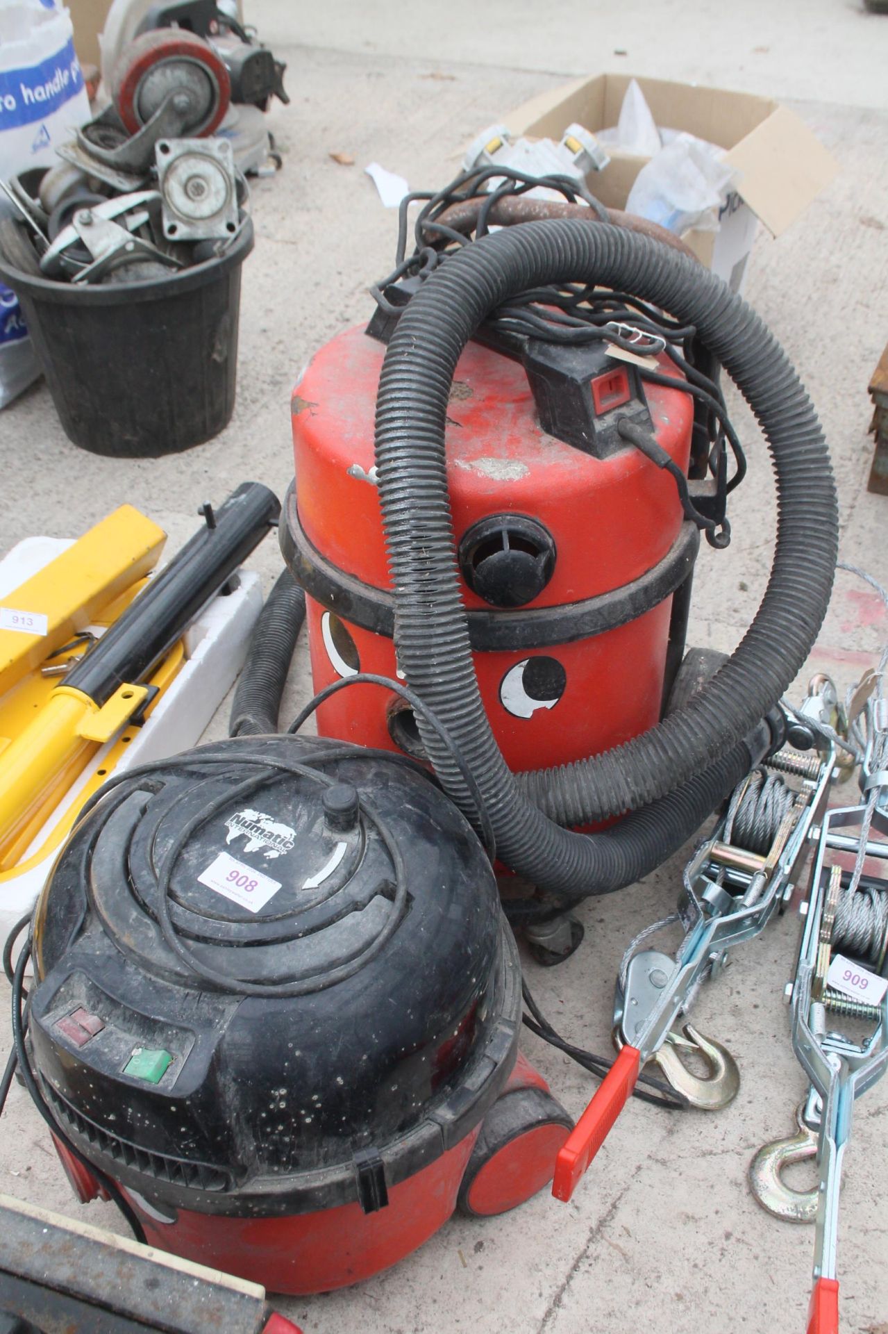 2 INDUSTRIAL VACUUMS NO VAT - Bild 2 aus 2