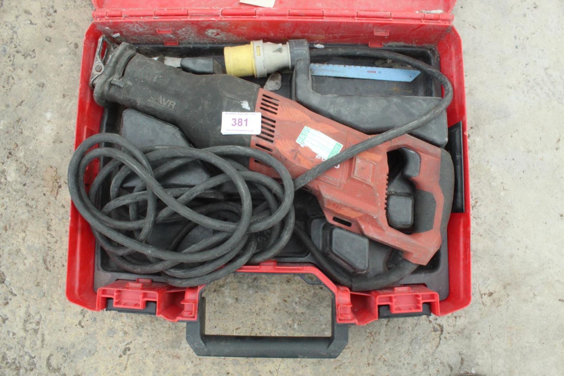 HILTI SR30 SAW NO VAT