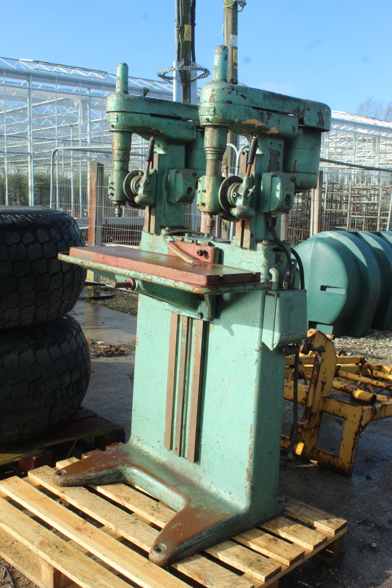 HERBST 3 PHASE PILLAR DRILL IN WORKING ORDER NO VAT - Bild 2 aus 3