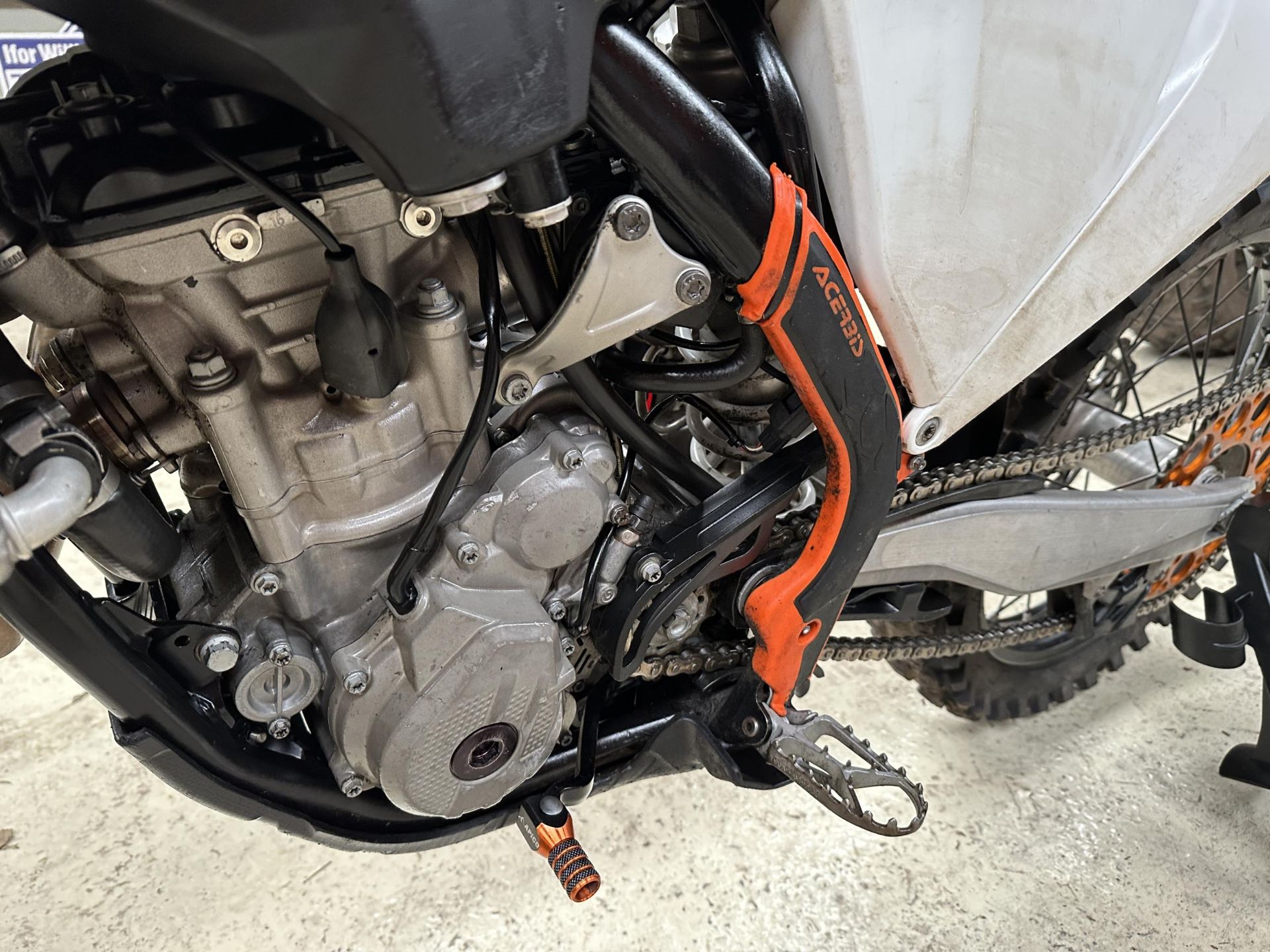 2019 KTM 250 SXF MOTORBIKE 158 HOURS PISTON & CAM CHAIN DONE 40 HOURS AGO. MAP SWITCH BUTTON, - Image 4 of 9