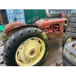 DAVID BROWN 880 TRACTOR NON RUNNER FOR SPARES OR REPAIRS NO VAT