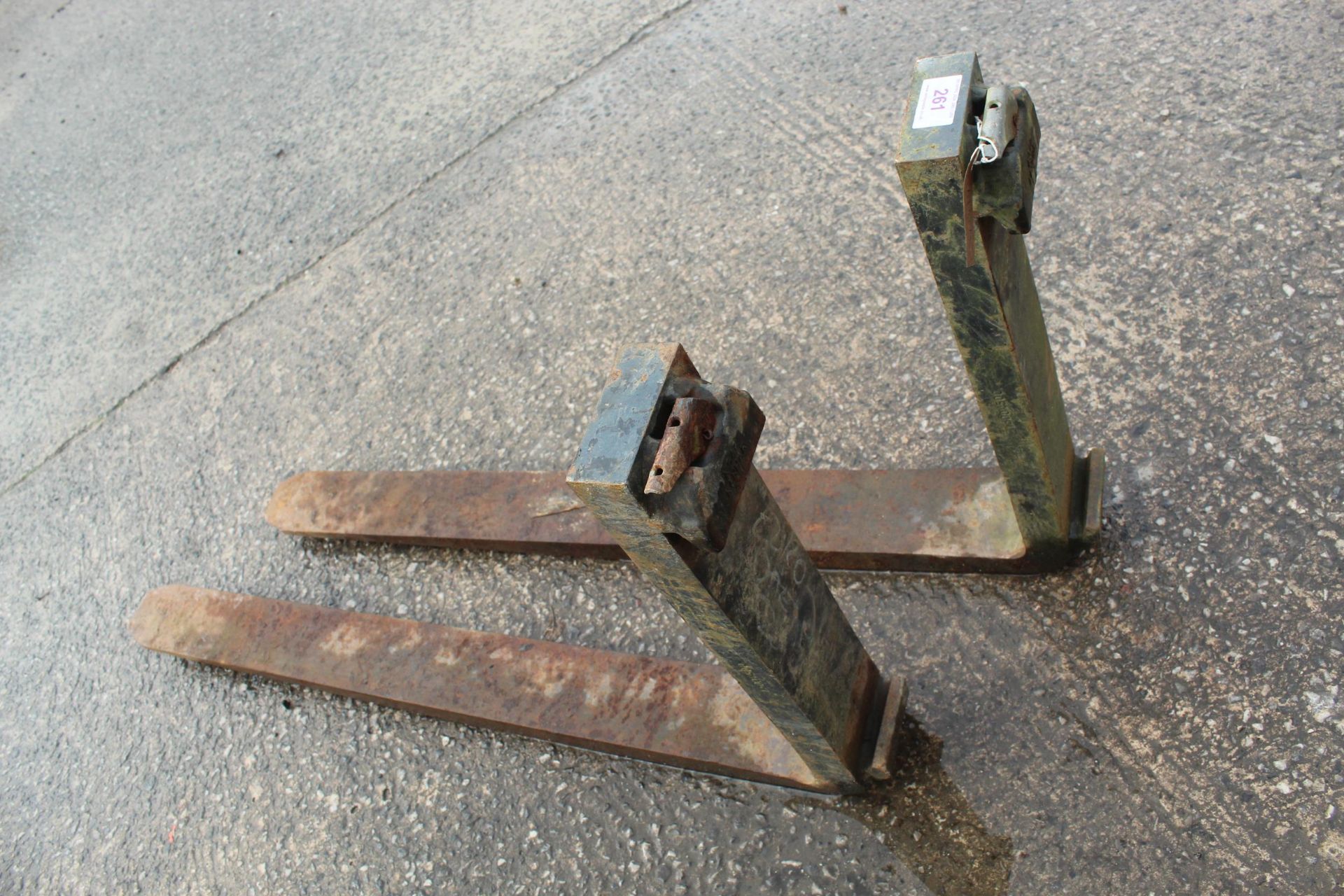 PAIR FORKLIFT FORKS + VAT