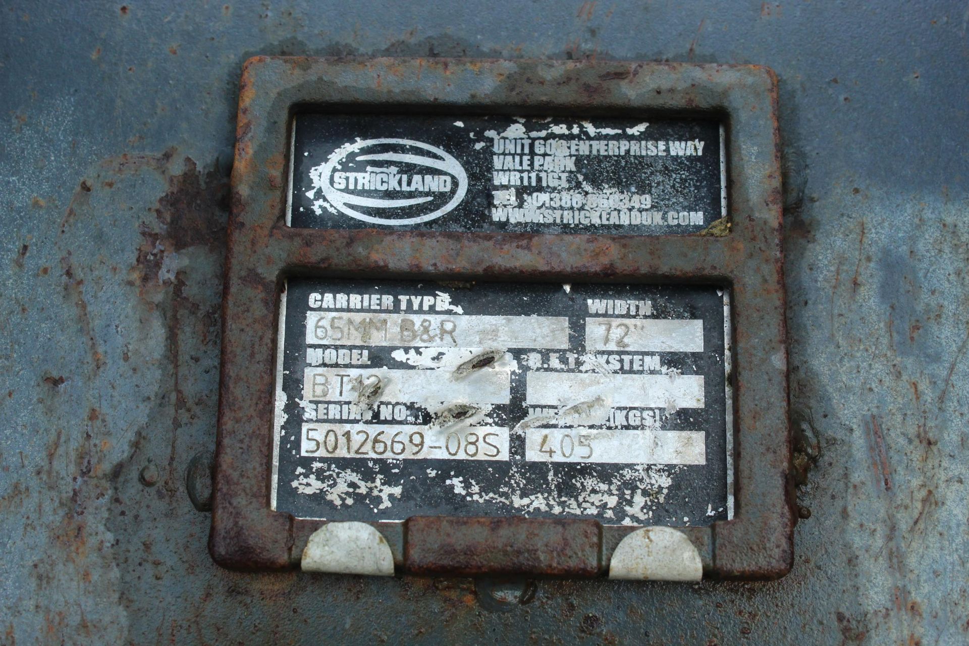 STRICKLAND DIGGER BUCKET 72"USED ONCE JCB 130 65MM PINS NO VAT - Image 3 of 4