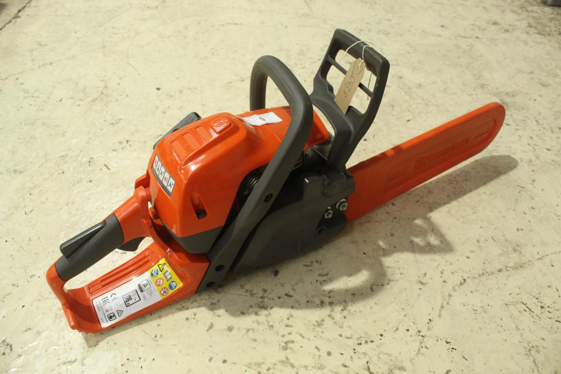 HUSQVARNA 135 CHAINSAW AS NEW IN GOOD WORKING ORDER NO VAT
