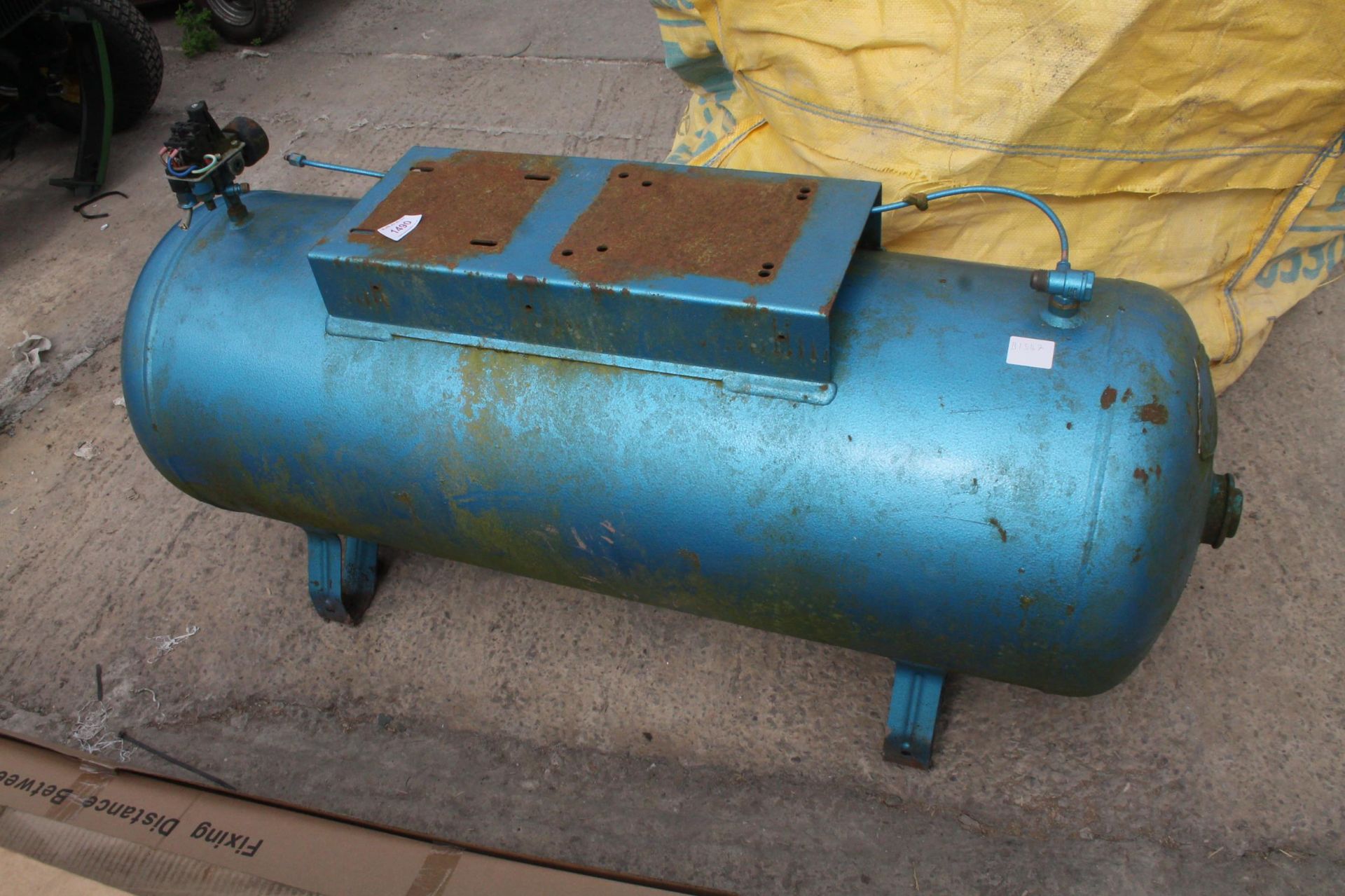 CLARKE COMPRESSOR AIR TANK NO VAT - Bild 2 aus 3