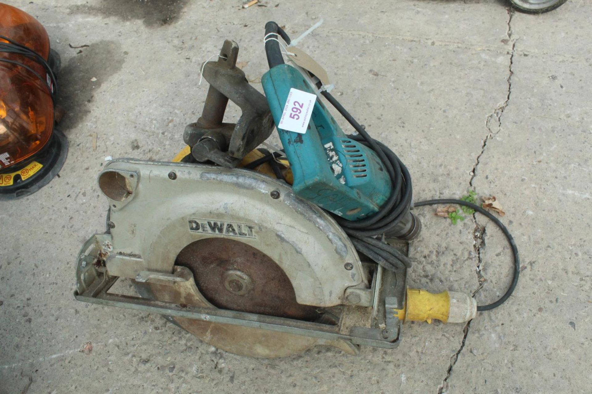 DRILL IN GOOD WORKING ORDER ,DEWALT ELECTRIC SAW AND TOW BALL NO VAT