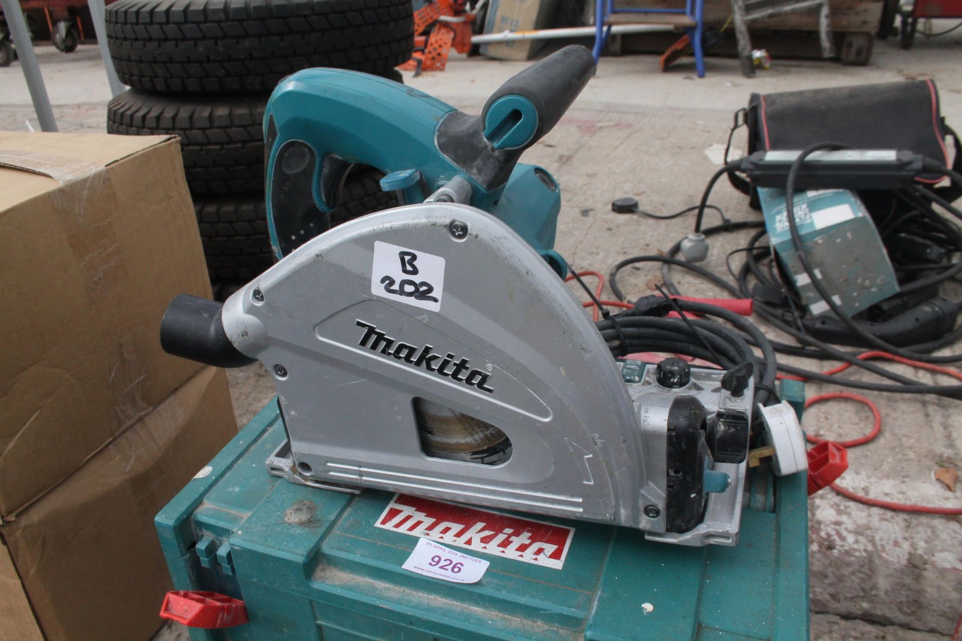 MAKITA CIRCULAR SAW 240V NO VAT - Image 2 of 3