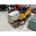MTD CUB CADET RIDE ON MOWER WITH BRIGGS & STRATTON VANGUARD V-TWIN 20HP ENGINE IN FULL WORKING ORDER