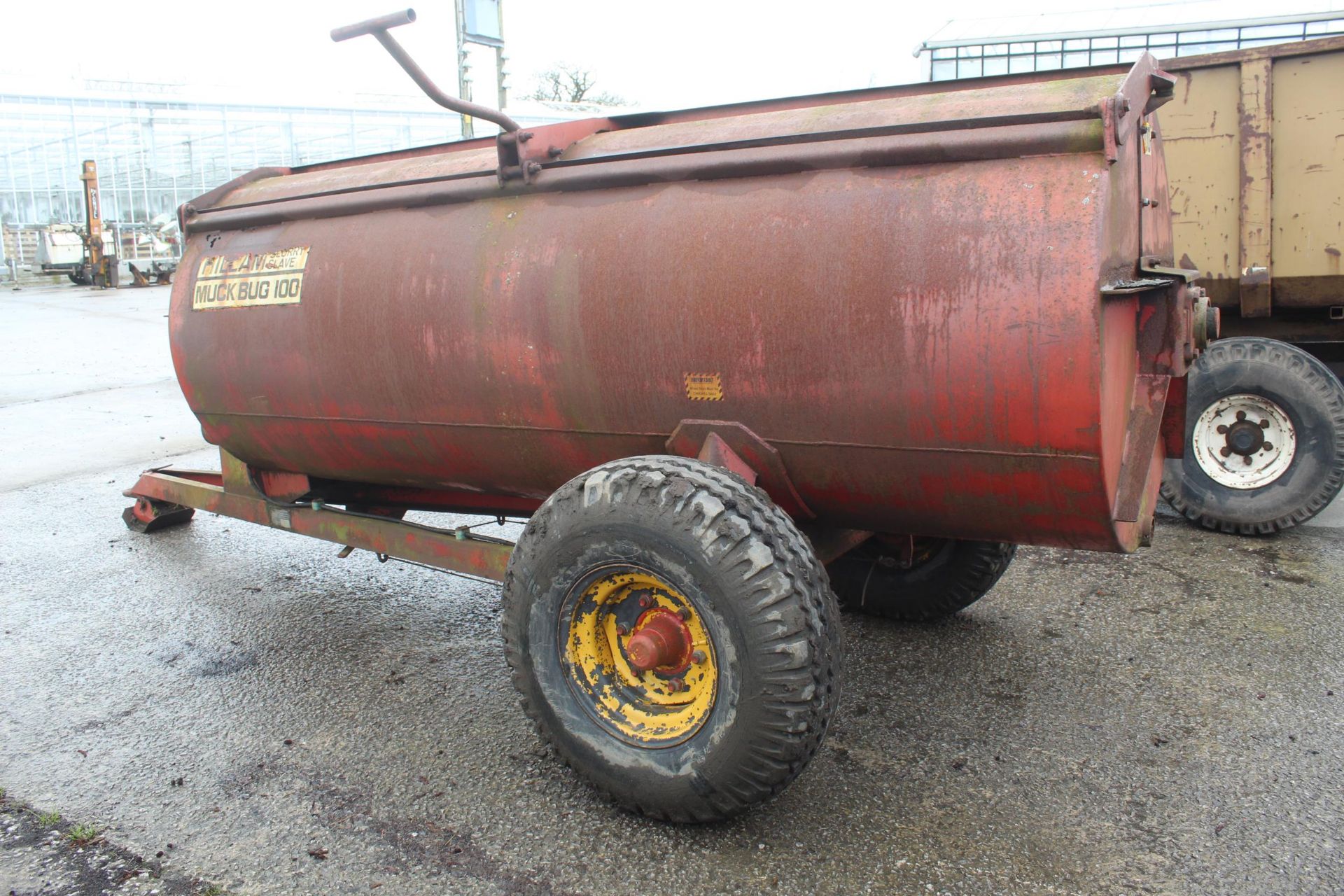 HILLAM 100 MANURE SPREADER PTO IN THE OFFICE + VAT - Image 5 of 5