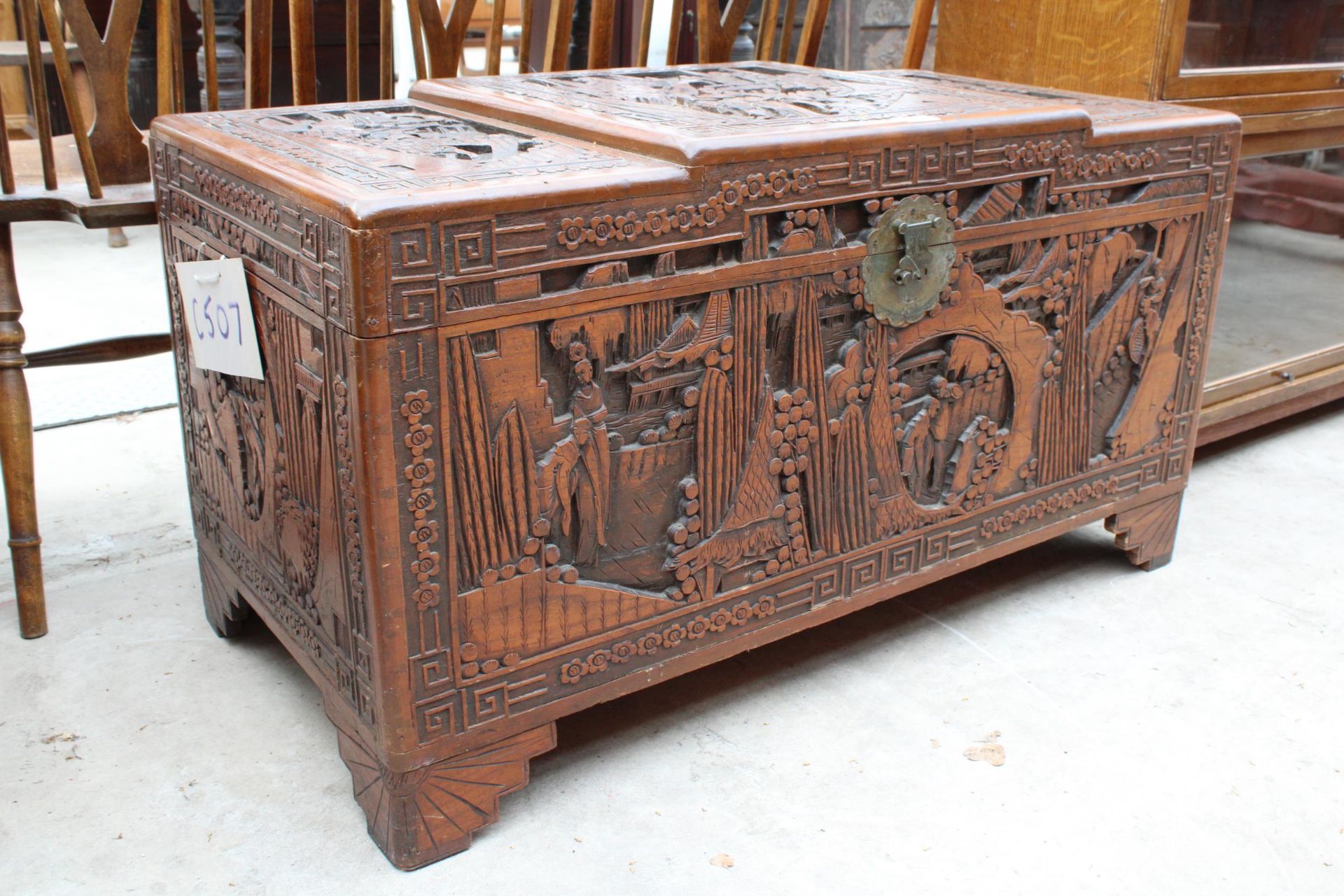 A HEAVILY CARVED CAMPHOR WOOD BLANKET CHEST, 40" WIDE - Image 2 of 6