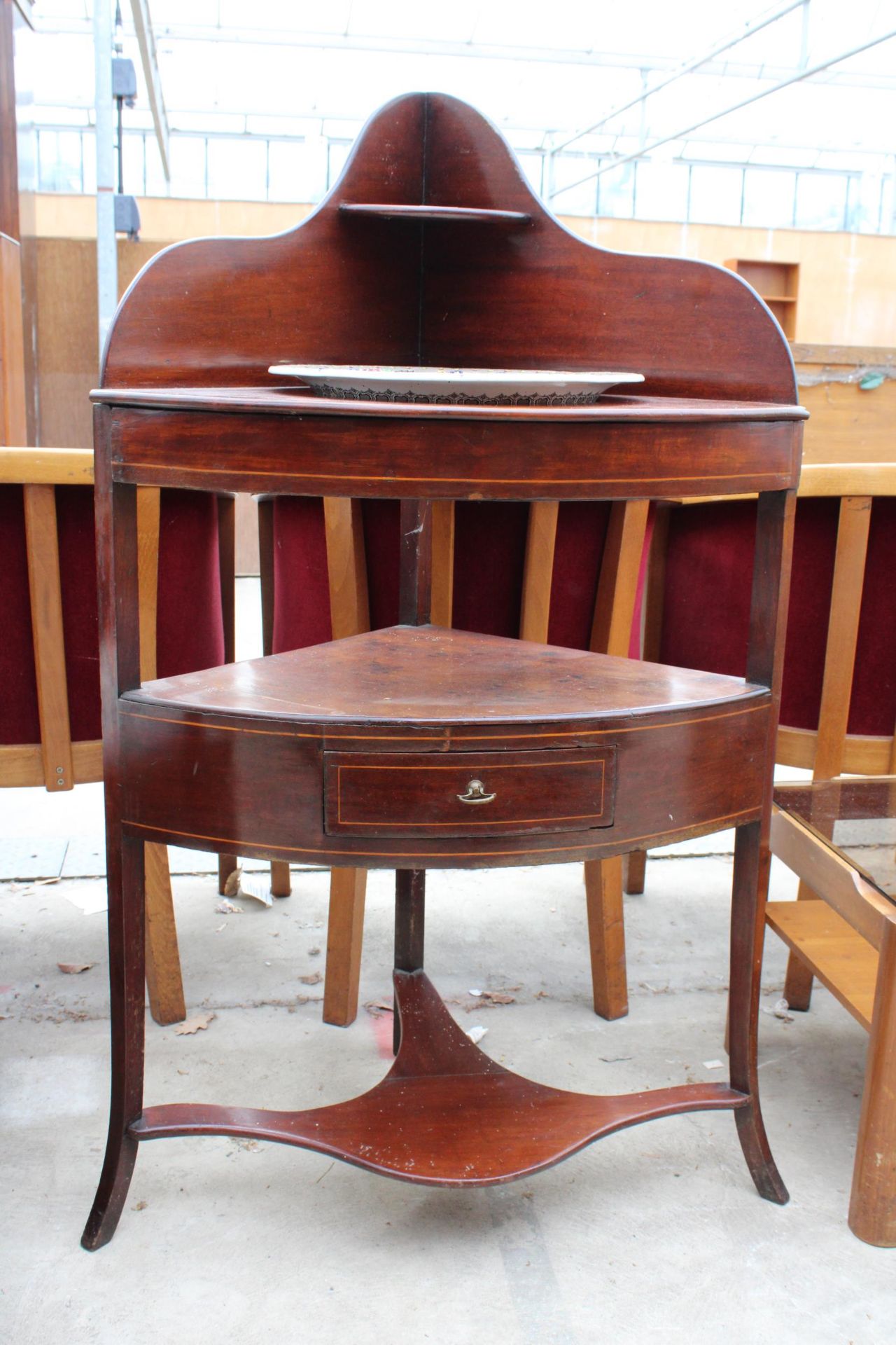 A 19TH CENTURY MAHOGANY CORNER WASHSTAND WITH CHINESE TEMPLE WASH BOWL - Image 2 of 3