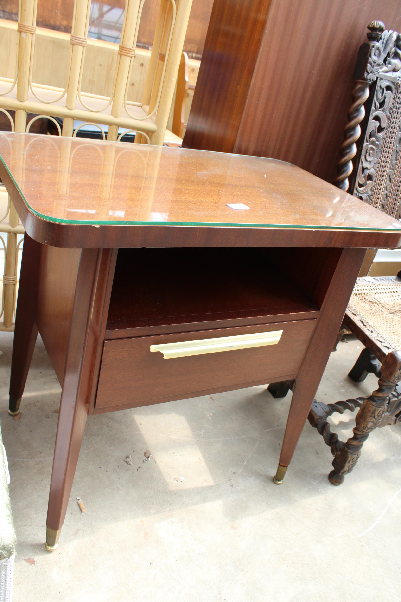 A MID 20TH CENTURY ARCLIGHT SIDE-TABLE WITH SINGLE DRAWER, 30" WIDE - Image 2 of 3