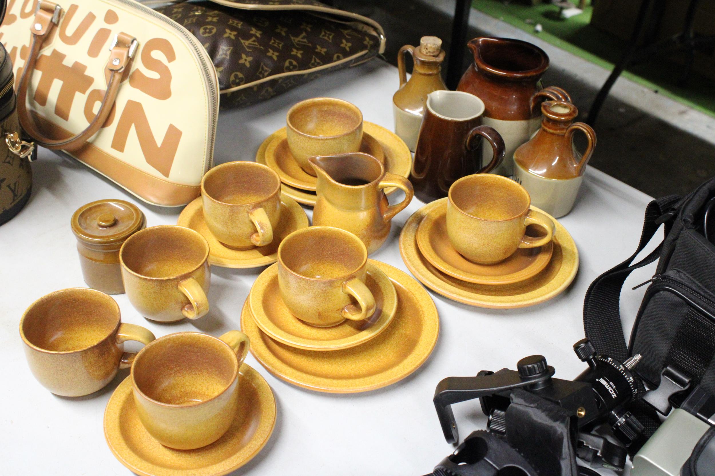 A STONEWARE COFFEE SET TO INCLUDE A CREAM JUG, SUGAR BOWL, CUPS, SAUCERS AND SIDE PLATES, PLUS JUGS, - Image 5 of 5