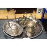 A QUANTITY OF SILVER PLATED ITEMS TO INCLUDE, A LARGE TRAY, BUD VASES, A TANKARD, PRESERVE POT,