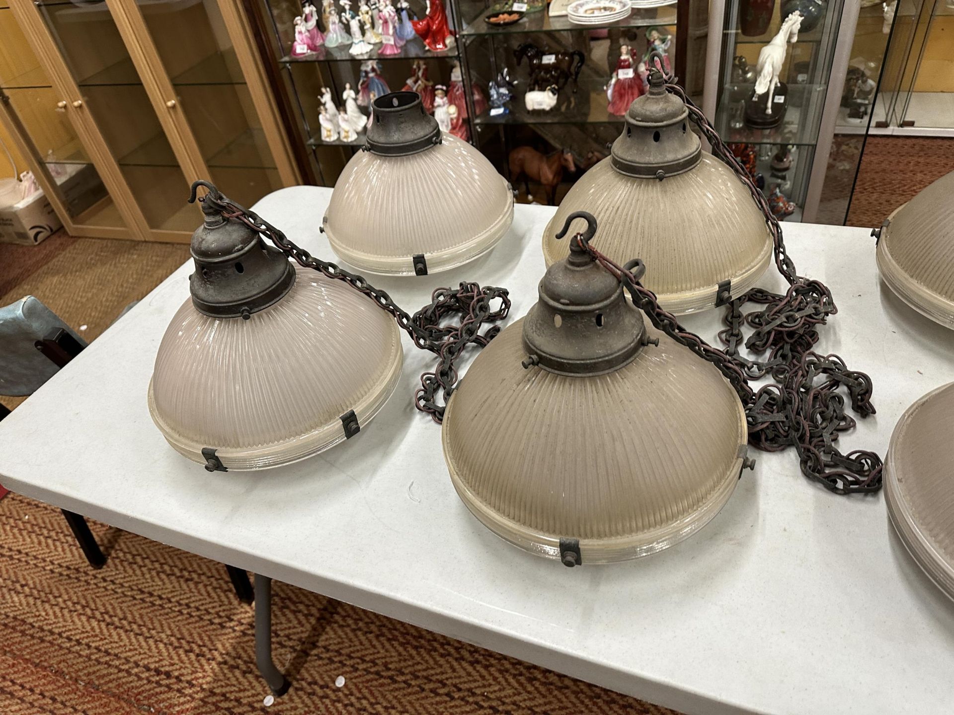 A SET OF EIGHT VINTAGE HOLOPHANE 5 LAMPS WITH METAL FITTINGS AND CHAINS (ONE CHAIN AND FITTING - Image 3 of 14