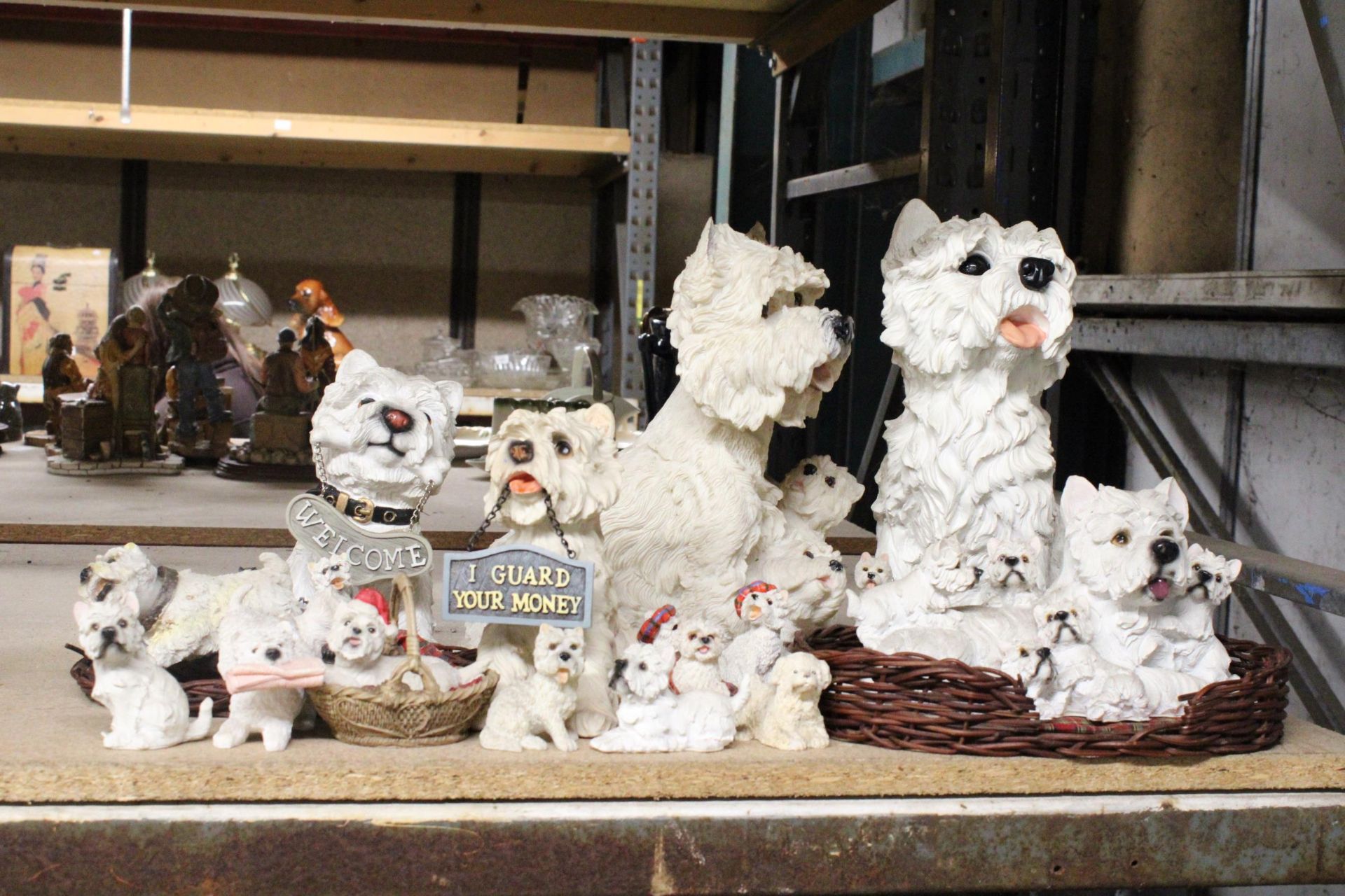A LARGE COLLECTION OF RESIN WESTIE DOG FIGURES - Image 6 of 6