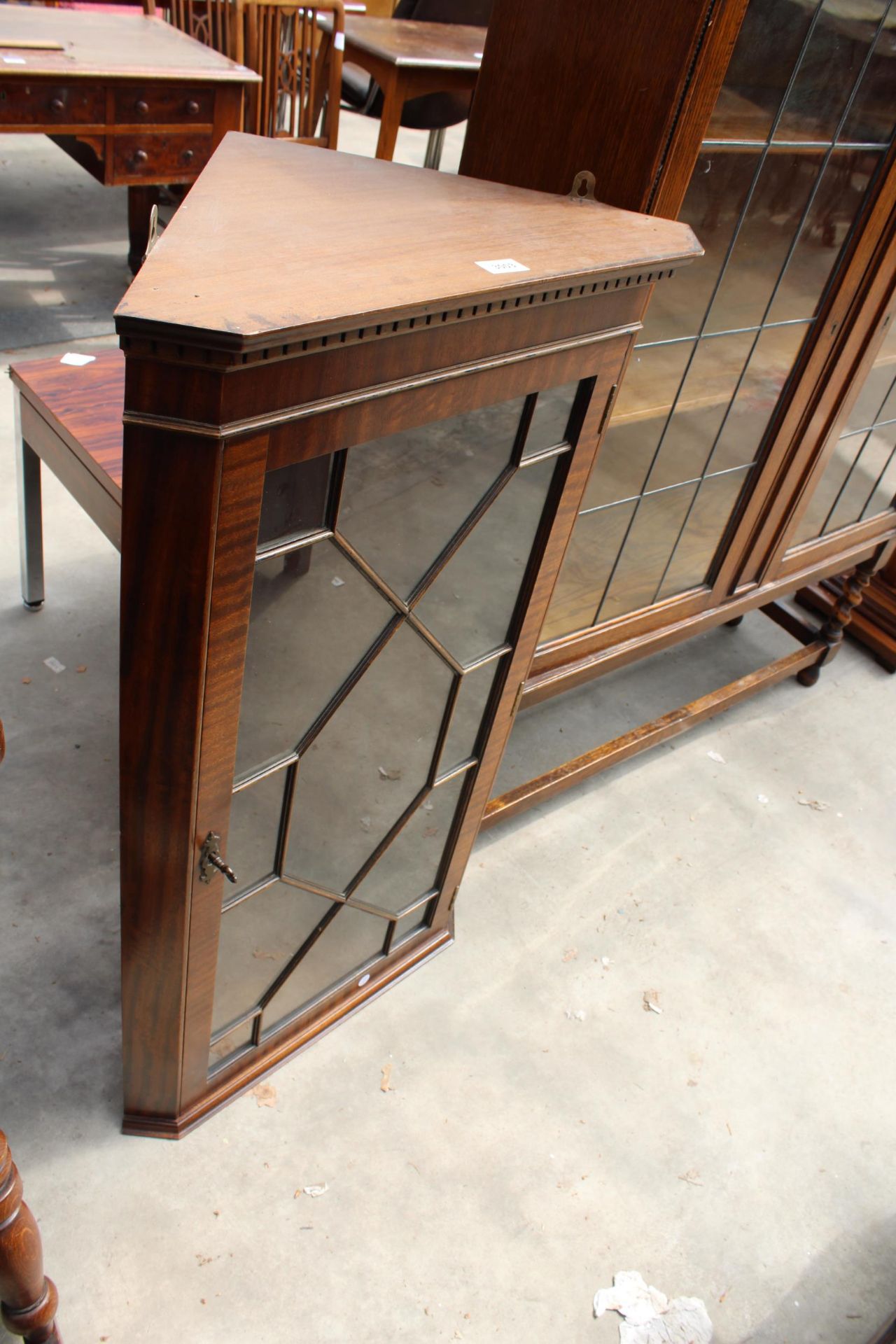 A REPRODUCTION MAHOGANY ASTRAGAL GLAZED CORNER CUPBOARD - Image 2 of 2