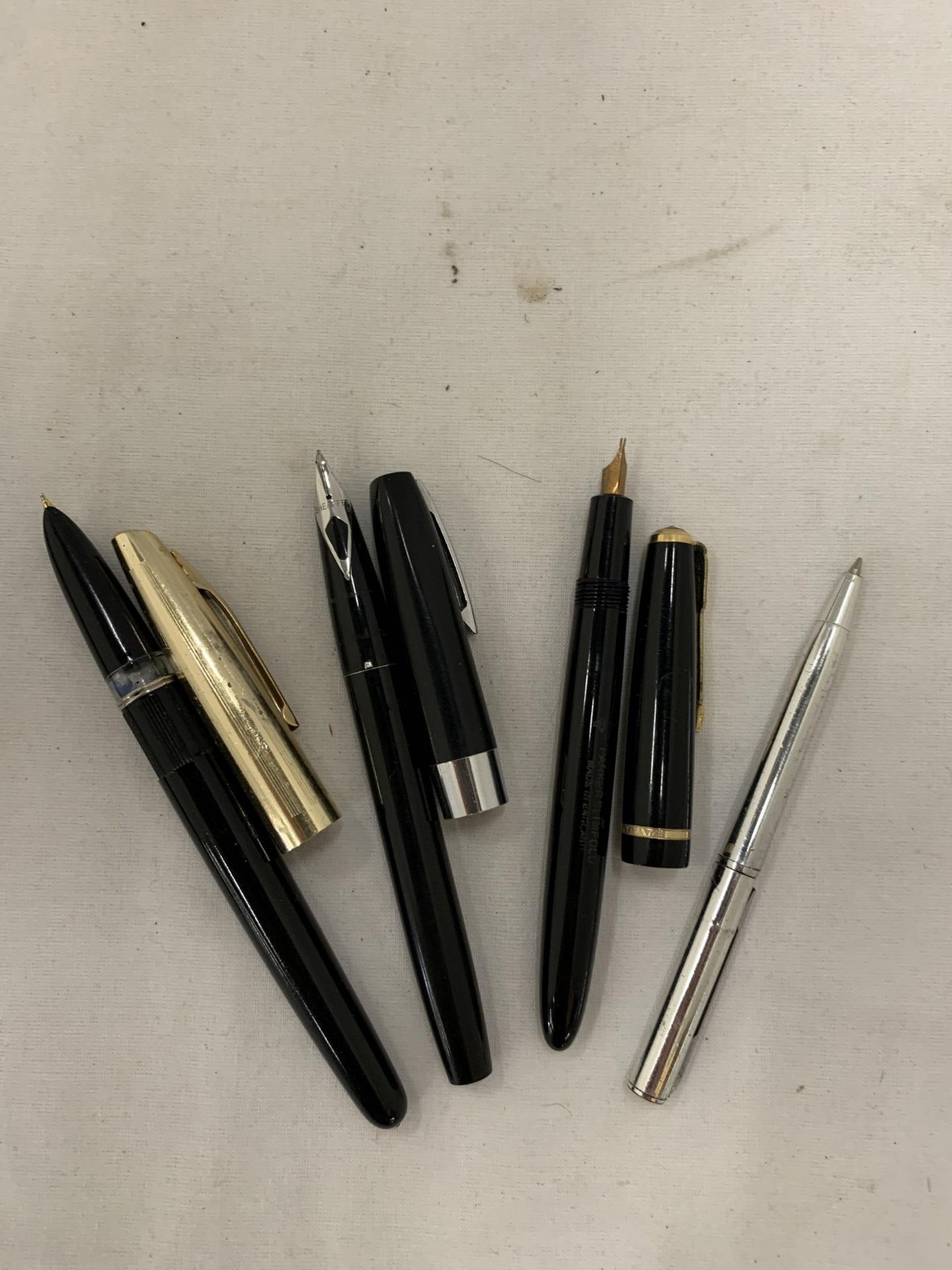 FOUR PENS TO INCLUDE TWO CARTRIDGE, A FOUNTAIN AND BALL POINT - Image 2 of 3