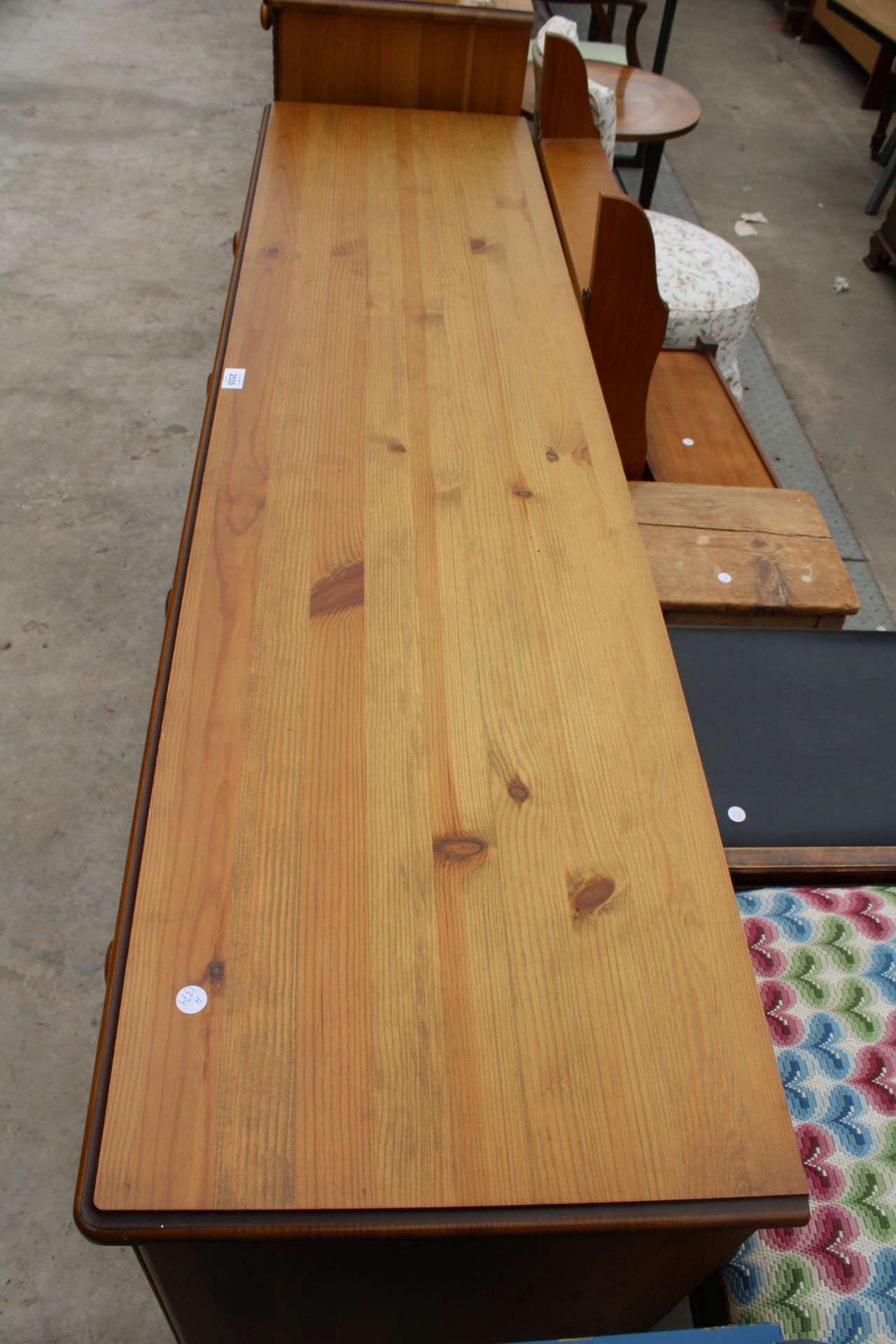 A MODERN PINE CHEST OF FOUR SHORT AND FOUR LONG DRAWERS, 66" WIDE - Image 4 of 4