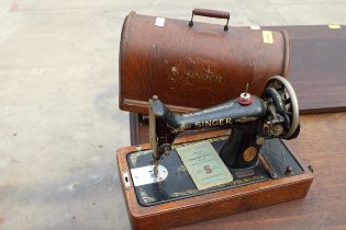 A SINGER SEWING MACHINE (Y374914)