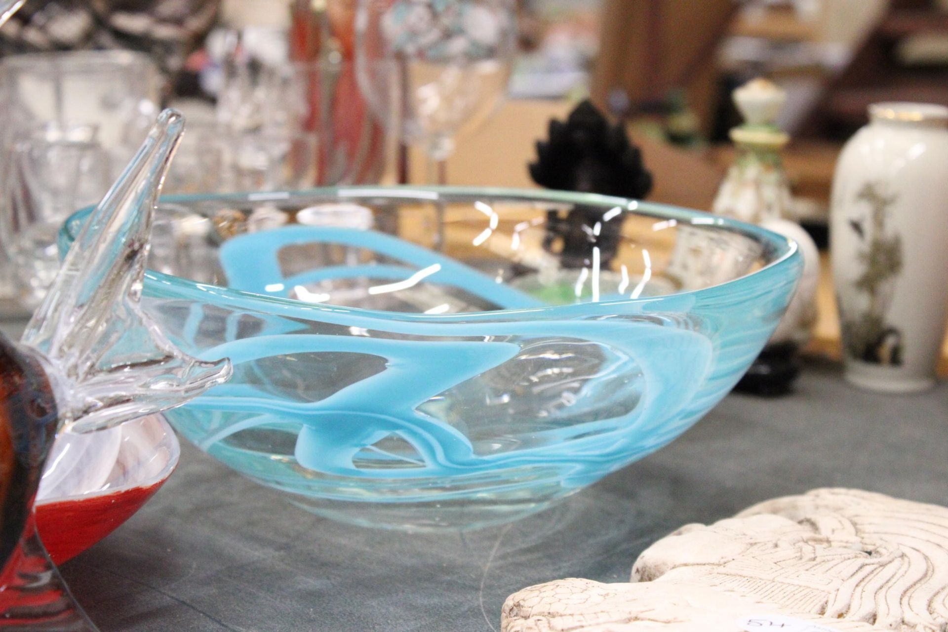 TWO HEAVY ART GLASS BOWLS PLUS A VINCENZA MODEL OF A FISH - Image 5 of 5