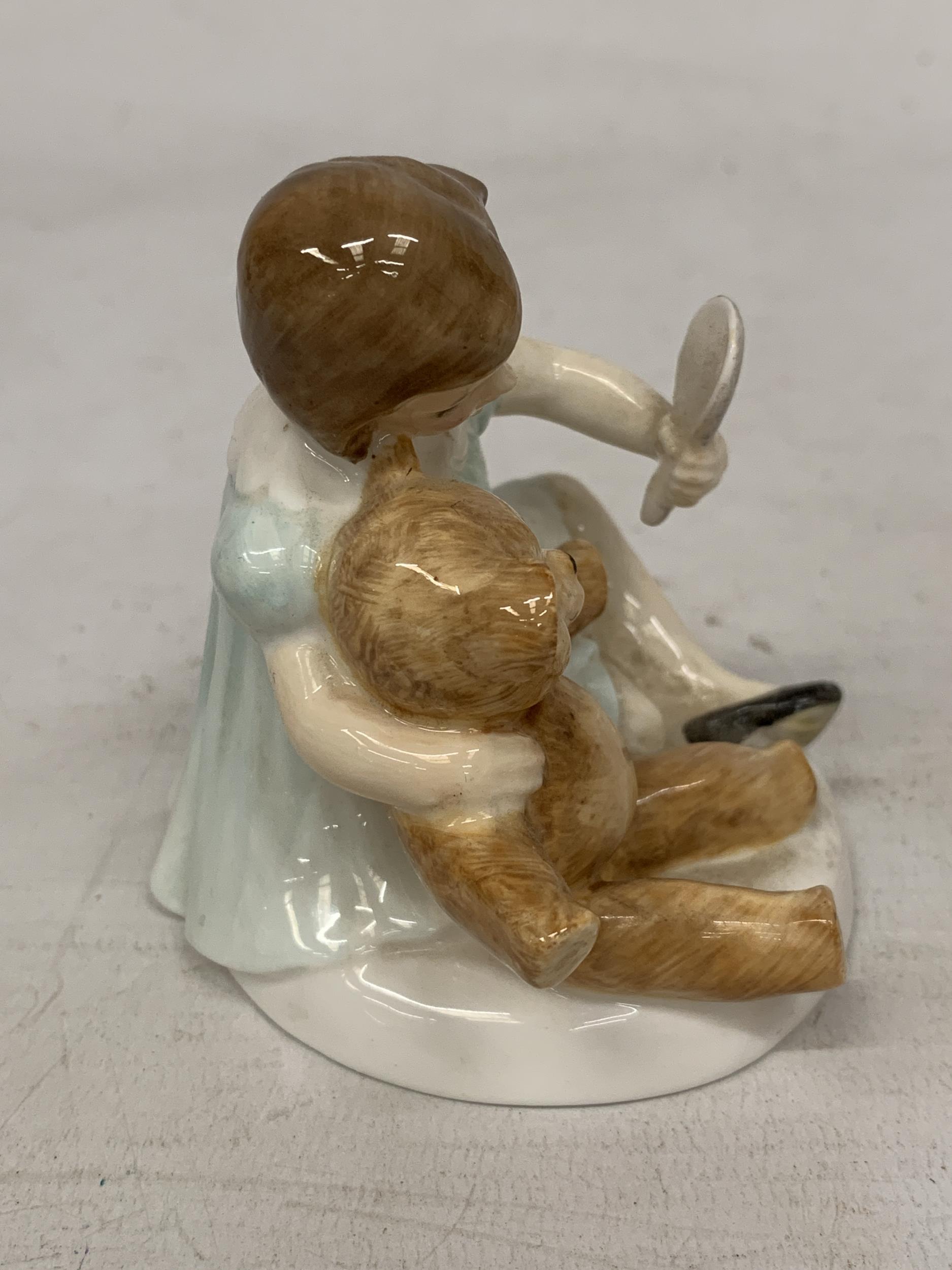 A ROYAL DOULTON FIGURE "MY TEDDY" HN 2177 - Image 2 of 5