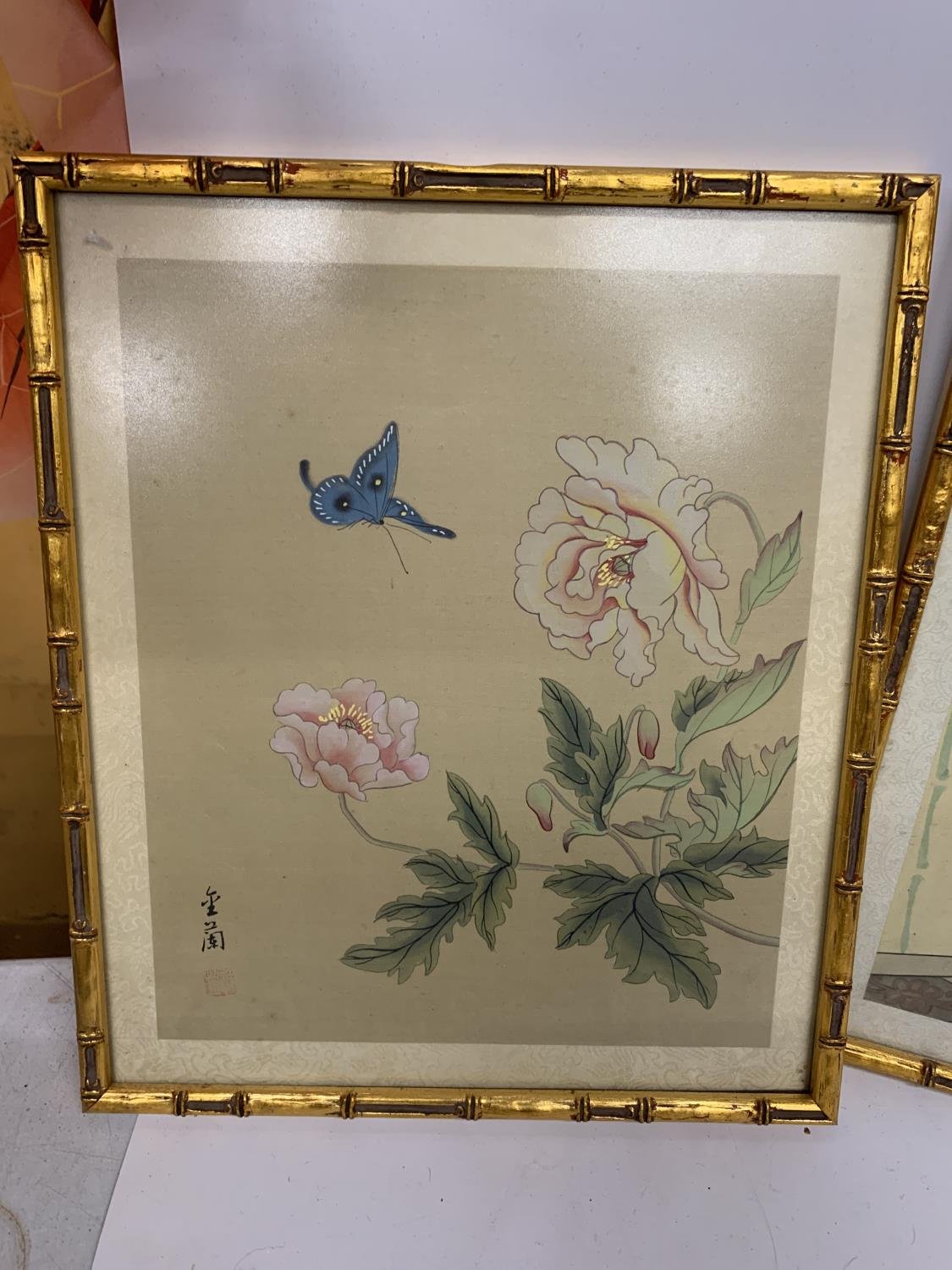 TWO JAPENESE WATERCOLOURS ON SILK IN BAMBOO FRAMES - 13.5 CM X 25 CM - Image 2 of 4