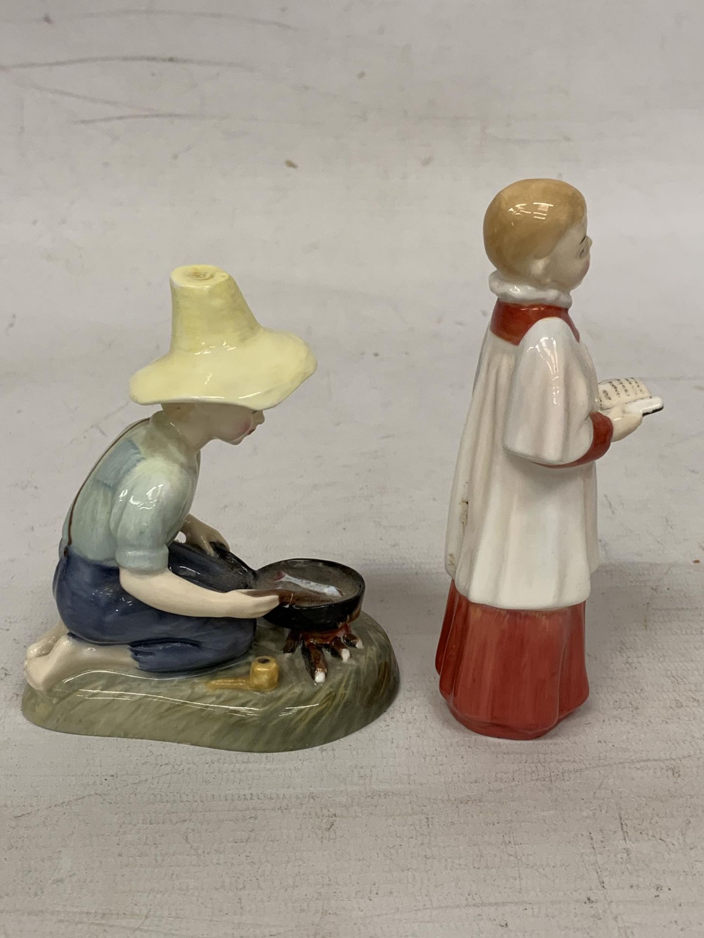 TWO ROYAL DOULTON FIGURES "RIVER BOY" HN 2126 AND "CHOIR BOY" HN 2141 - Image 2 of 4