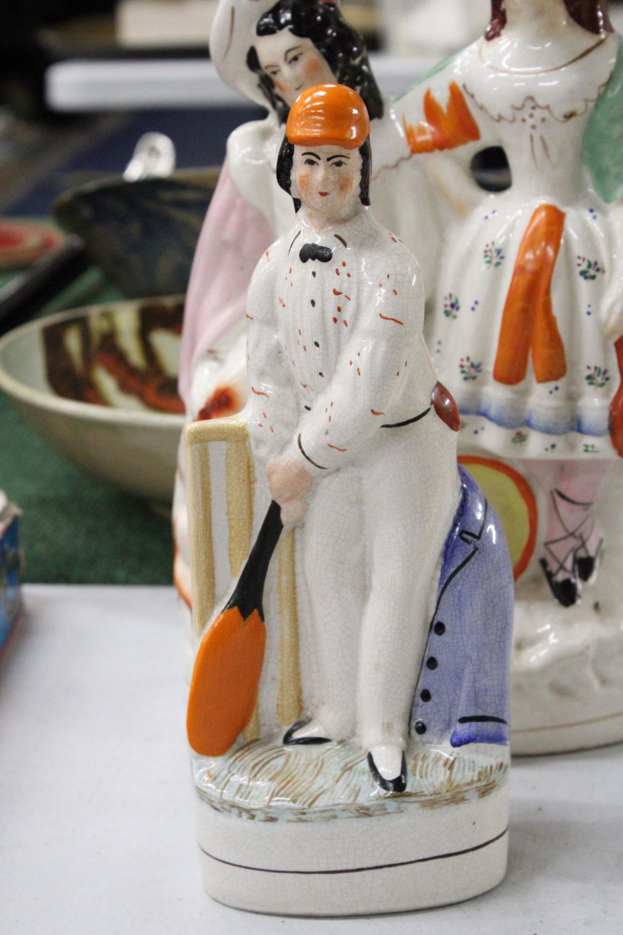 TWO VINTAGE STAFFORDSHIRE FLATBACKS TO INCLUDE A CRICKETER, A MYOTT AND SONS HANDPAINTED BOWL AND - Image 4 of 5