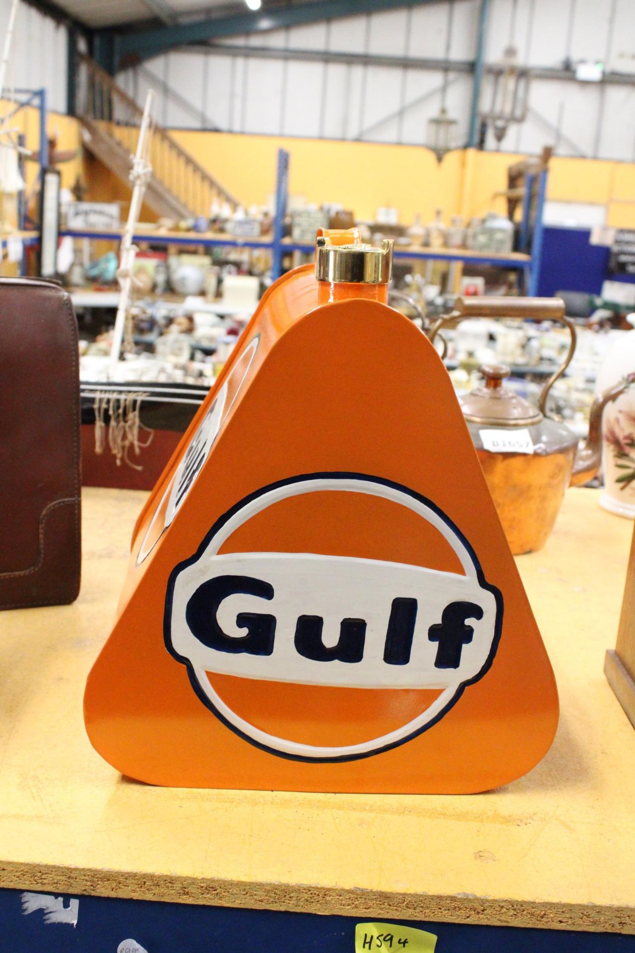 AN ORANGE GULF PETROL CAN - Image 3 of 4