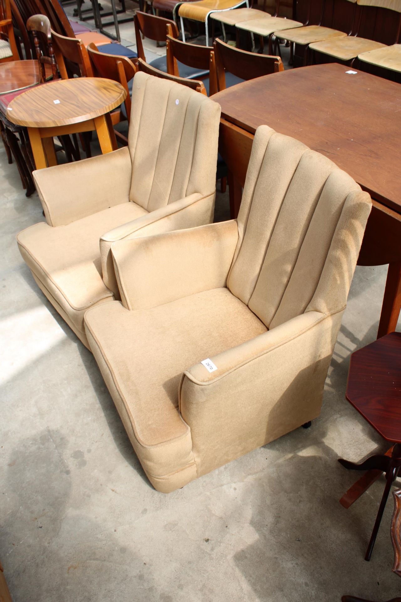 A PAIR OF MODERN LOW UPHOLSTERED LOUNGE CHAIRS - Image 2 of 2