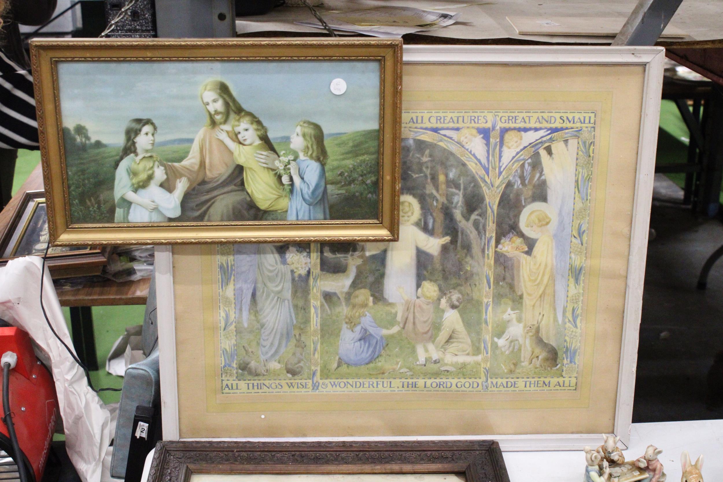 A COLLECTION OF RELIGIOUS ITEMS TO INCLUDE, FIVE FRAMED PRINTS, A MARY AND JESUS BUST AND A WALL - Image 5 of 6