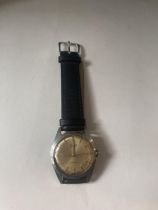 A MILITARY SERVICES WATCH [BELIEVED TO BE IN WORKING ORDER - NO WARRANTY GIVEN ]