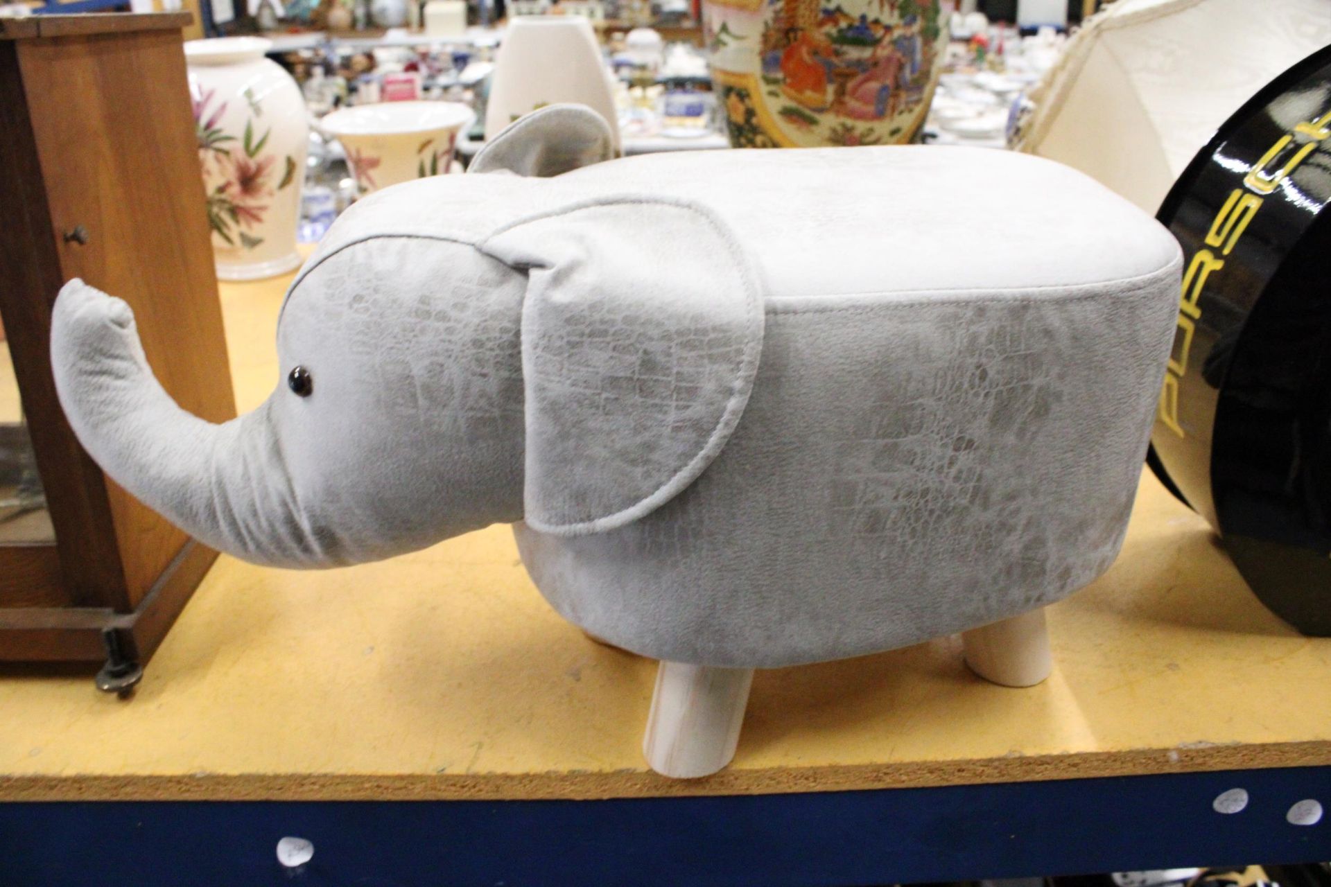 AN ELEPHANT FOOTSTOOL - AS NEW, HEIGHT 28CM, LENGTH APPROX 52CM - Image 2 of 5