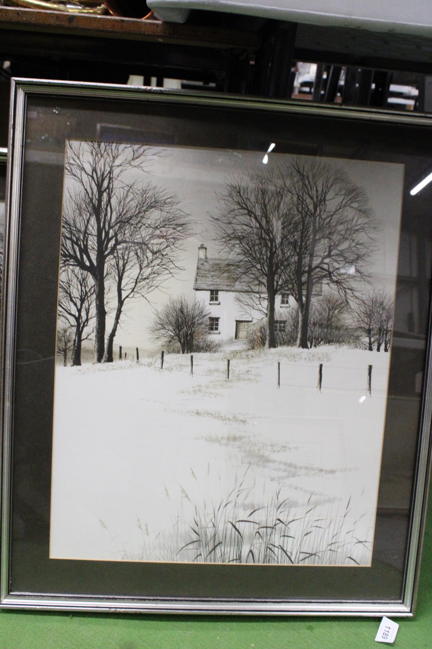 TWO FRAMED PRINTS TO INCLUDE KATHLEEN CADDICKWINTER SNOWY COTTAGE PLUS A FURTHER AUTUMN FIELD SCENE - Image 2 of 6