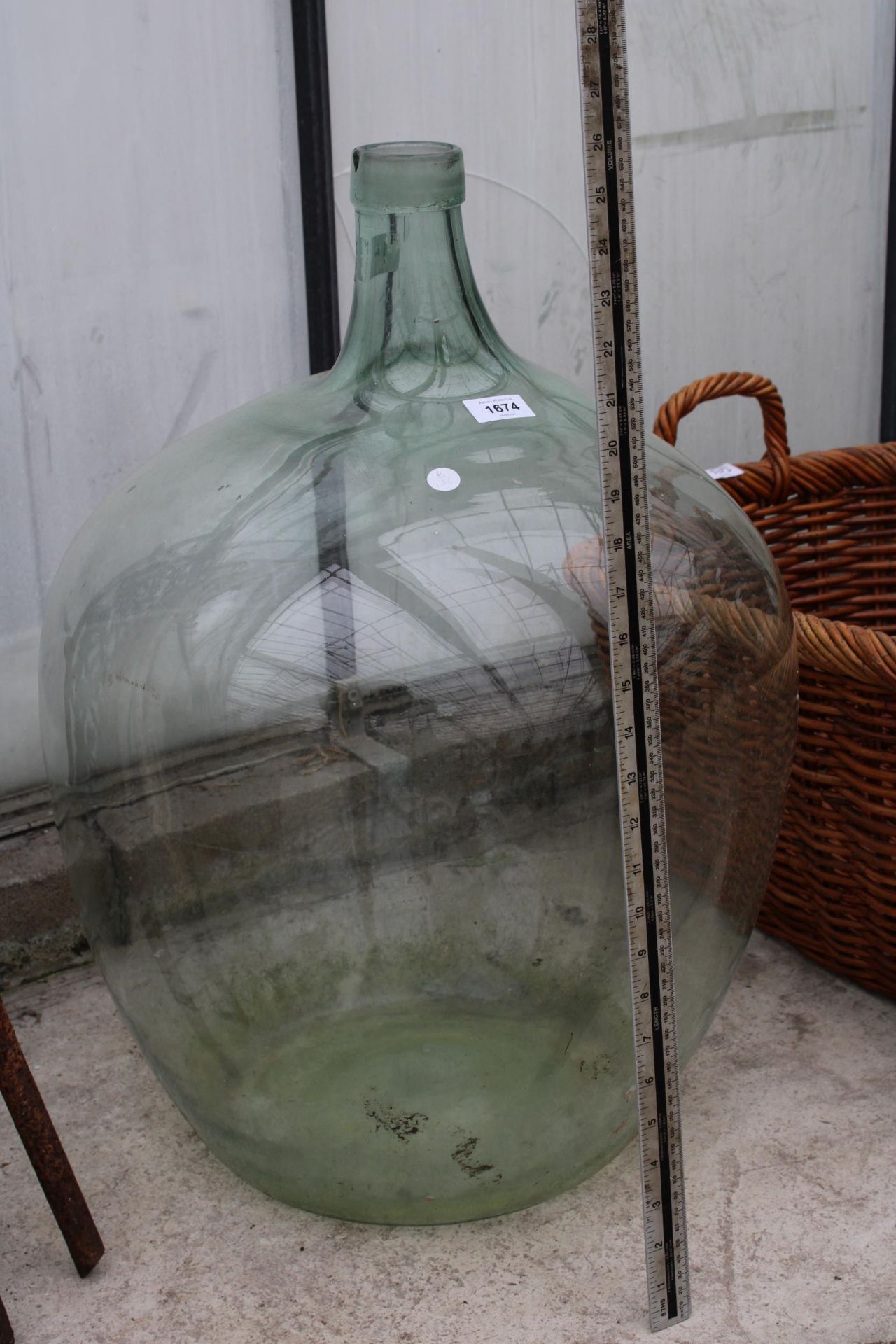 A LARGE VINTAGE GLASS CARBOY - Image 2 of 2