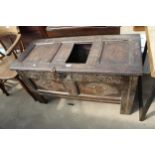 AN OAK GEORGE III BLANKET CHEST, 43" WIDE, A/F