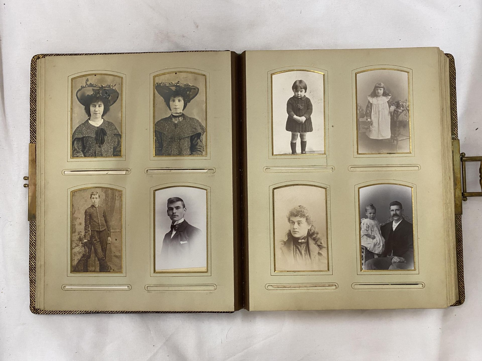 A VICTORIAN LEATHERBOUND PHOTO ALBUM CONTAINING PHOTO'S - Image 6 of 11