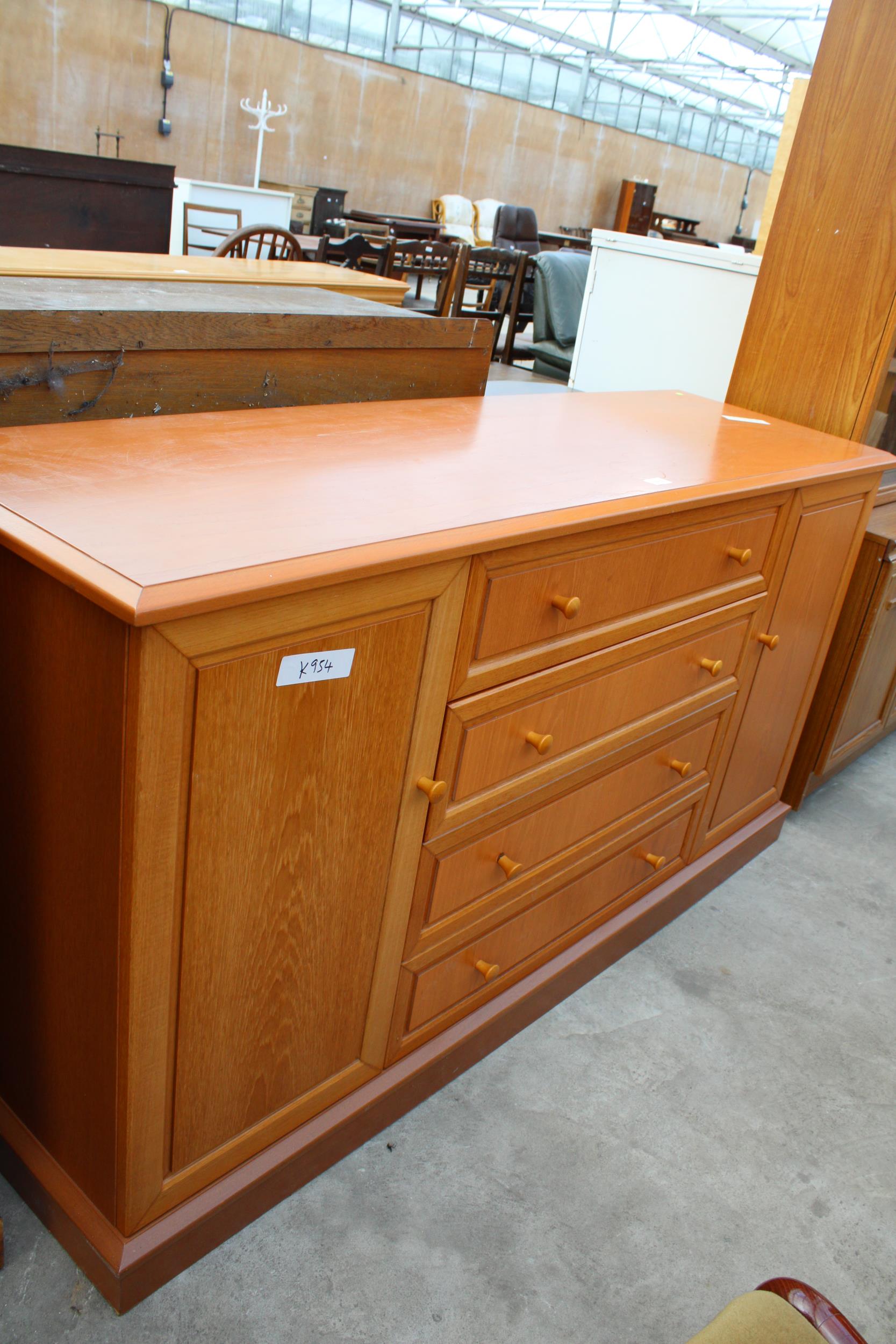 A MODERN G PLAN SIDEBOARD ENCLOSING FOUR DRAWERS AND TWO CUPBOARDS, 61" WIDE - Image 2 of 6