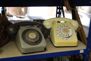 TWO BT TERRESTIAL CHESTER PHONES