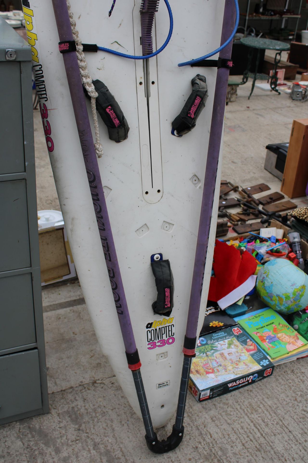 AN ALPHA WIND SURFING BOARD - Image 2 of 3