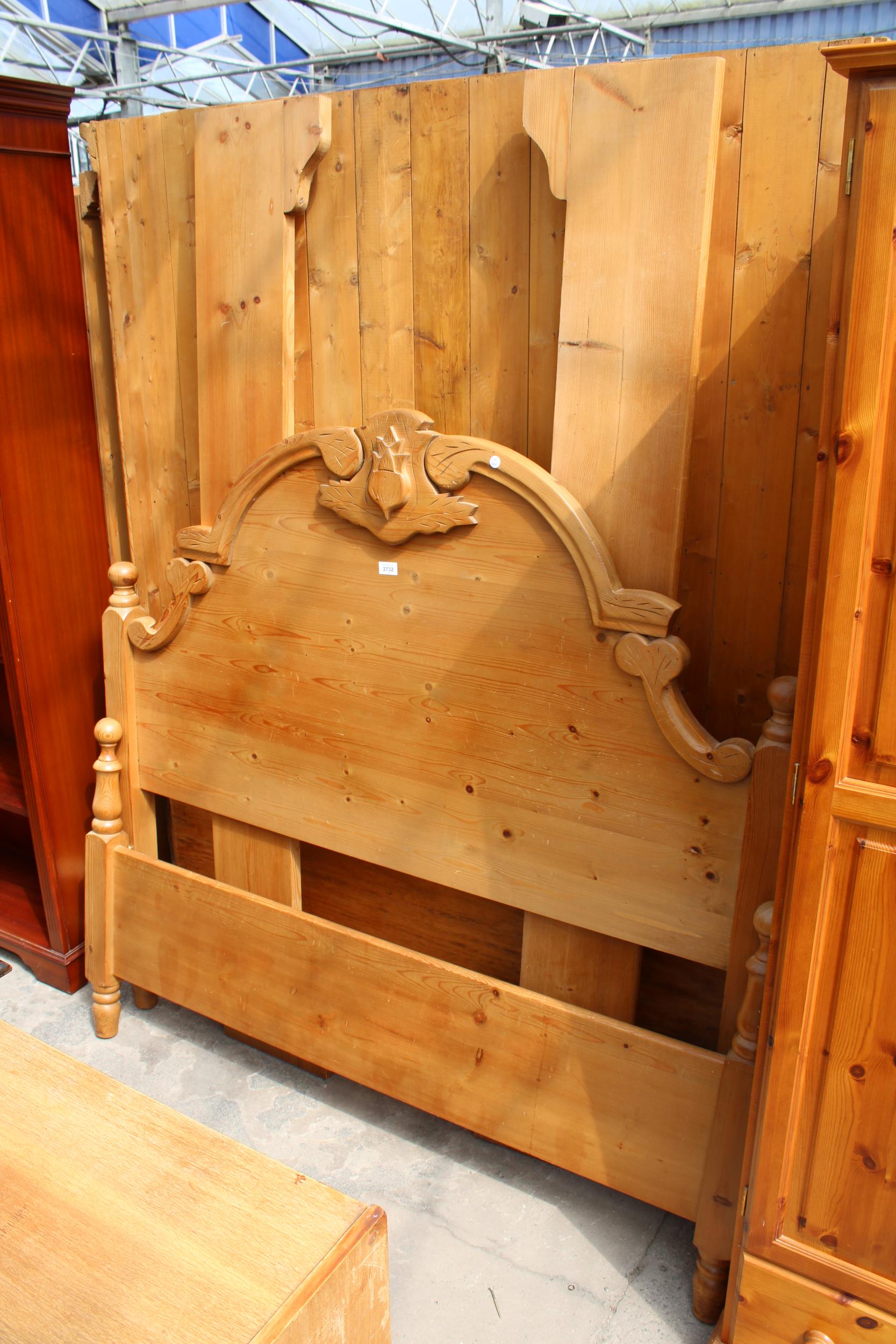 A VICTORIAN STYLE PINE 4'6" BEDSTEAD