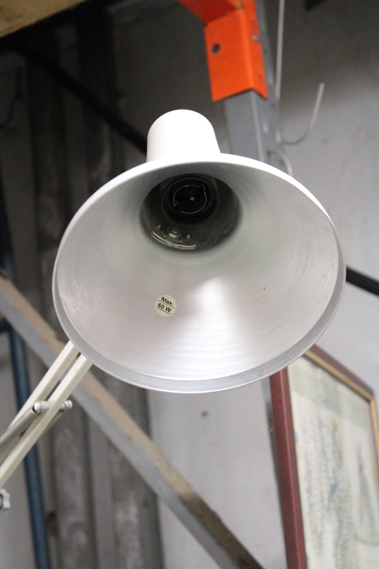 A VINTAGE ANGLE POISE DESK LAMP - Image 5 of 5