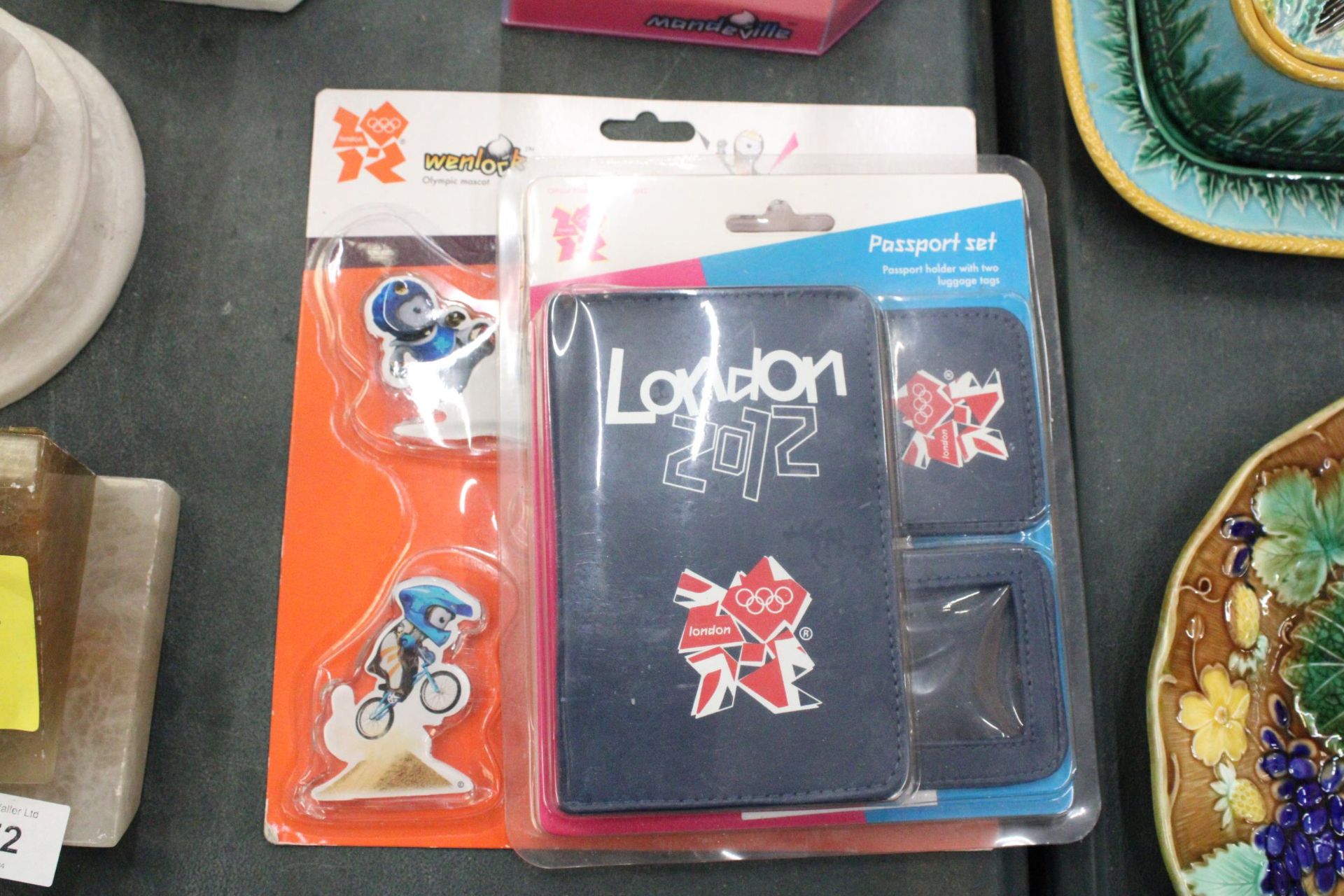 SEVEN BOXED AND SEALED LONDON 2012 OLYMPIC ITEMS - Image 2 of 7